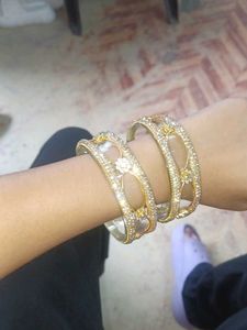 Gold &amp; Rhinestone Bangle Set💕