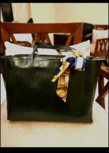 Green Hand Bag