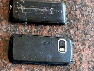 1 Dead Nokia Phone.