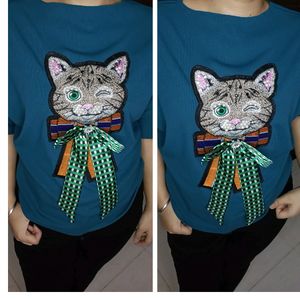 Women&#39;s Cute Cat Patch Loose Fit Casual Top