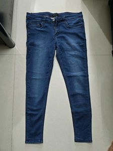 Dark Wash Blue Skinny Jeans