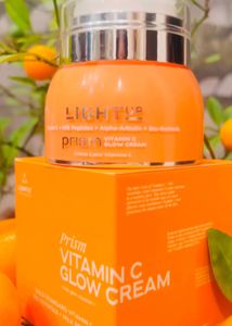 Light up face moisturizer 🧡