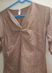 Chic Brown V-Neck Twisted Front Top