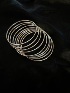 Silver Tone Bangle Set