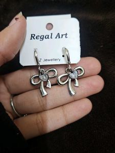 Regal Art Silver Bow Earrings