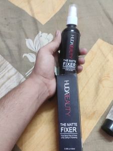 Unused Huda Beauty Fixer Foundation And Compact Powder