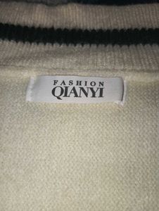 Stylish Knit Cardigan