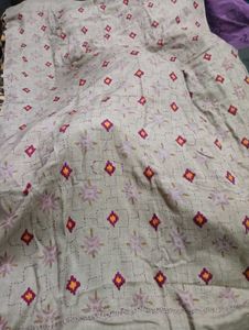Very Beautiful Woolen Showl