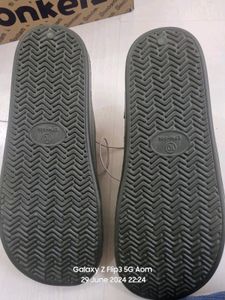 Bonkers Mens Sliderz (10) (Olive Colr) Brand New