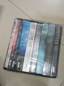 👁️‍🗨️Shatter Me Series Complete Box Set