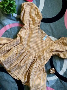 Cute Gingham Peplum Top