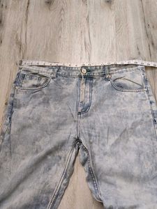 Ma2248 BASICS JEANS Waist 40 inches