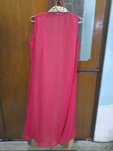 Elegant Embroidered Sleeveless Kurti