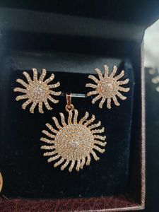 Sunburst Pendant & Earring Set