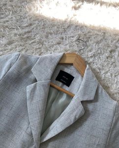 Korean Style Cropped Blazer