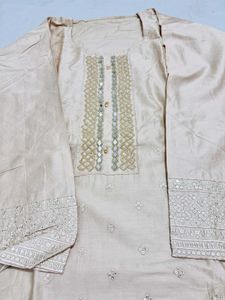Embroidered Pakistani Kameez