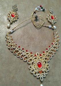 Red Necklace Set
