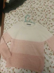 Cute Two-Tone Knit Sweater