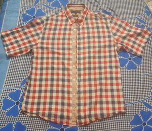 Tommy Hilfiger Half Sleeve Shirt 👕 Chest 42 Inch