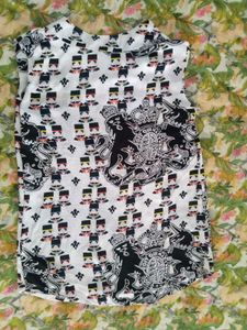 Graphic Print Women Top