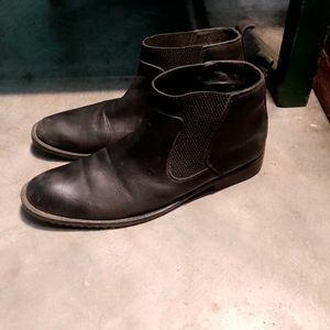 Men Black Leather Chelsea Boots | Stylish &amp; Comfor