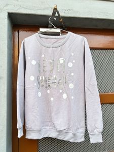 Stylish Lavender Sweatshirt