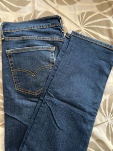 Levi&#39;s Straight Fit Jeans **Only Cash Offers**