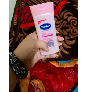 Pink Vaseline Body Lotion