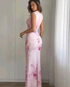 Elegant Pink Floral Maxi Dress