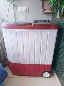 Red &amp; White Portable Washing Machine