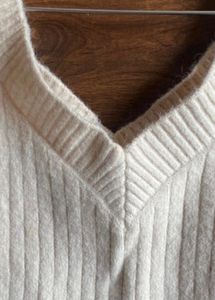 Urbanic Crop Tank Top Knitted V Neck