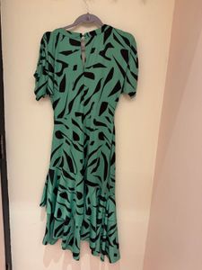 Veromoda Asymmetrical ankle length Dres