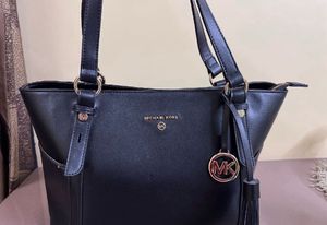 Michael Kors Tote