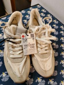 Zara Sneakers - Stylish & Comfy
