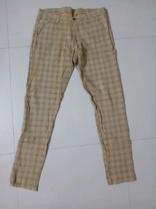 Brown Checks Trouser
