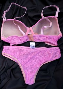 Bra &amp; Panty Set 👙