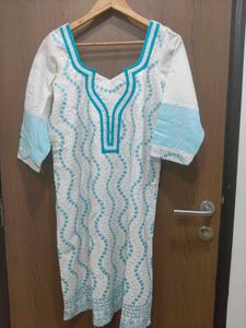 Blue And White Suit With Dupatta