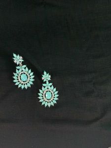 Fancy Neckset with Earring And Mangtikka