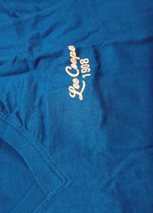Women&#39;s Classic Blue V-Neck T-Shirt