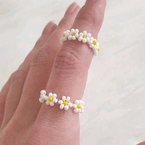 Daisy Rings🌸