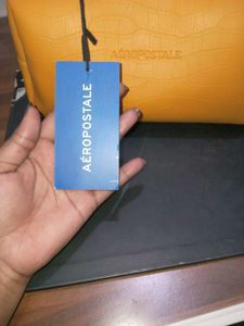 Only 600: Real Price 1499: 3 Pouch Aeropostale Bag