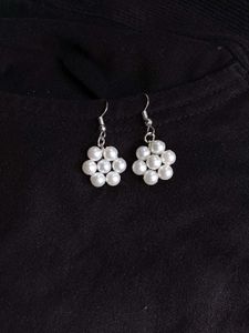 Elegant Pearl Necklace &amp; Earring Set