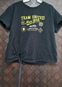 sporty t-shirt