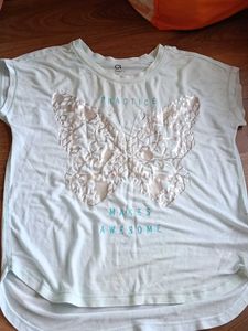 Gap Kids Dryfit Tshirt 6-7 Years