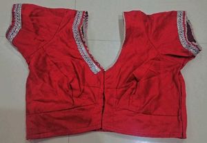 Elegant white and red Printed Saree