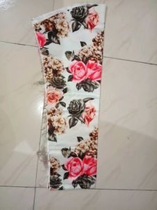 Elegant Floral Partywear Gown 🧡