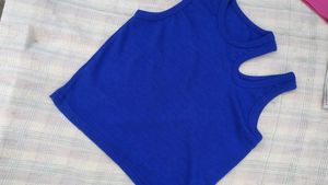 blue crop top