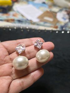Big Pearl White Gemstone Earrings
