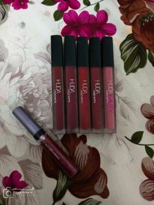 Huda Beauty Matte Lipsticks With Free Lipgloss