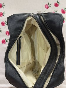 Black Faux Leather Handbag Y2K vintage